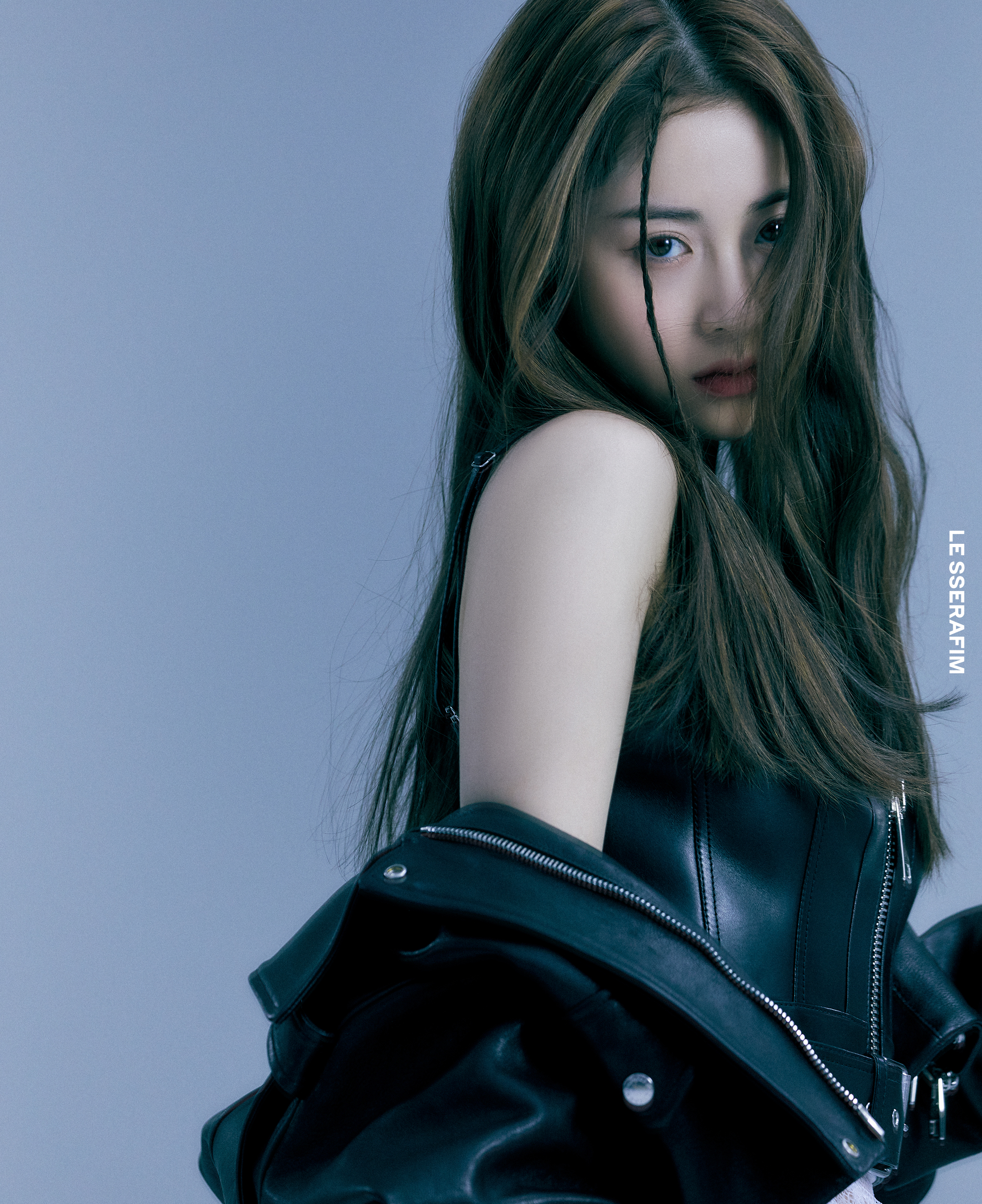 220409 Source Music Website LE SSERAFIM - Huh Yunjin : r/lesserafim